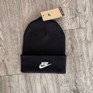 Nike Classic Black Knit Hat